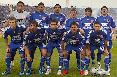 Plantel de la Universidad de Chile en el año 2009.